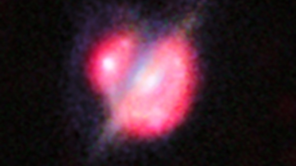 Astronomers Spot a Record-Breaking 'Space Laser' 8 Billion Light-Years Away